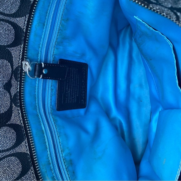 Coach chelsea Black and Gray Signature Tote - Picture 9 of 11